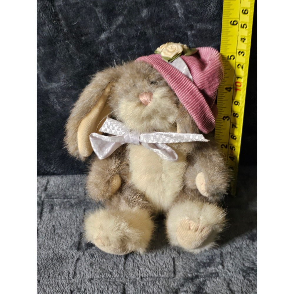 The Boyds Collection TBC Greta de la Fleur 8" Plush Bunny with Moving Arms/Legs‎